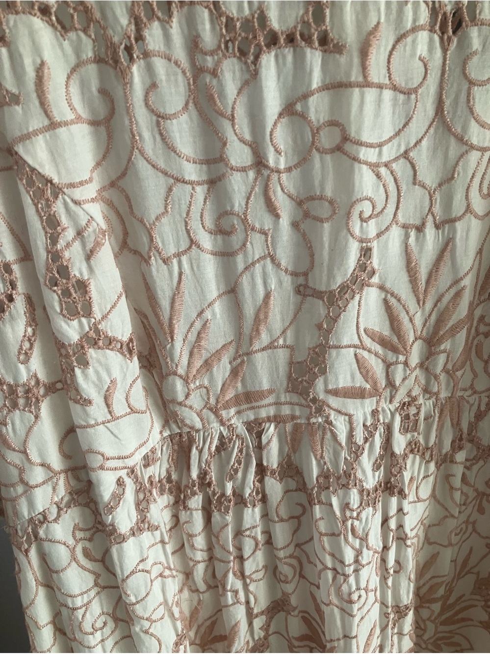 ASOS Design  Cream Floral Broderie Anglaise Just gorgeous Dress NWOT, Size 12 - Picture 9 of 11